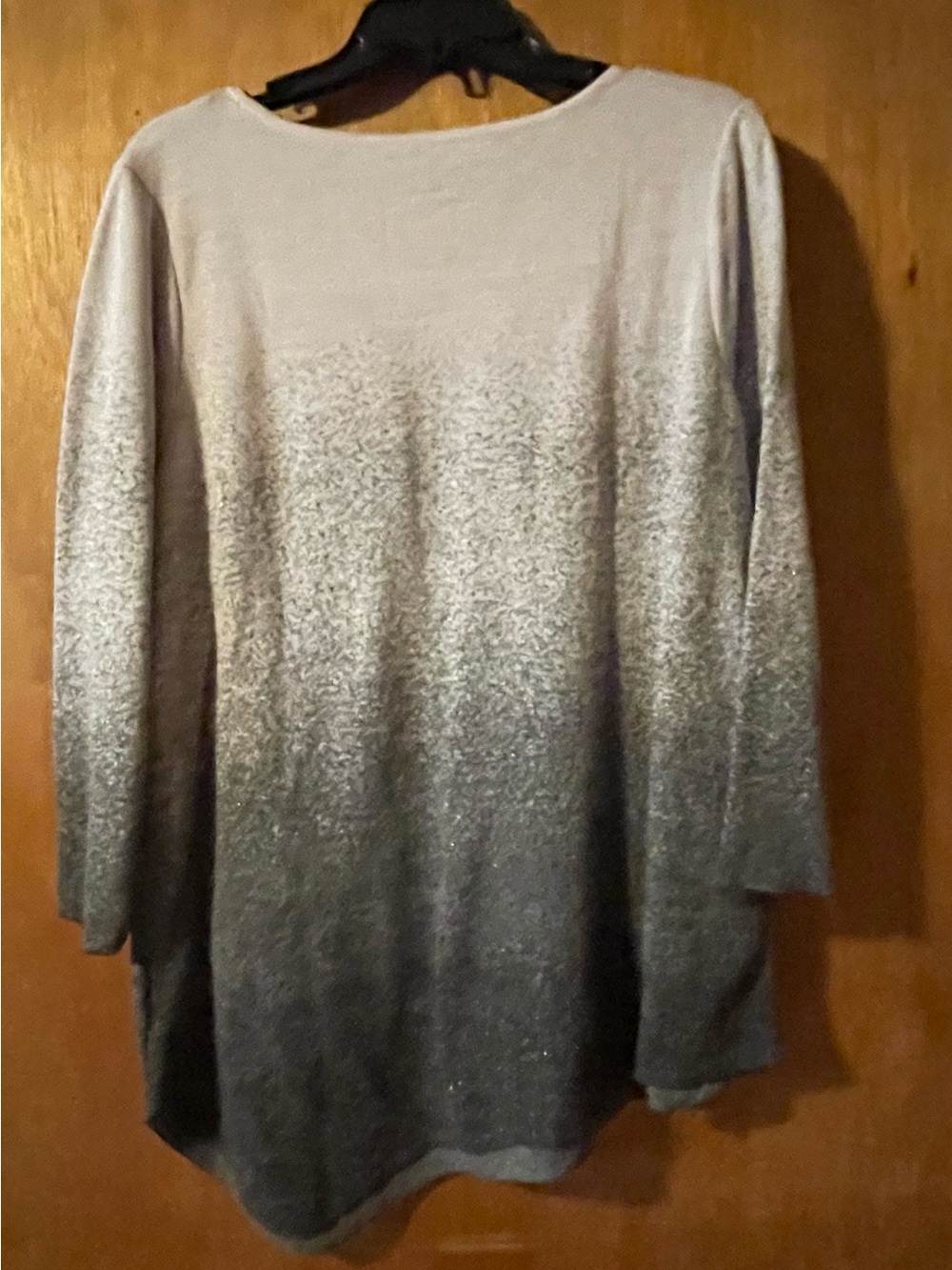 Simply Vera Wang Women’s XL Pullover Blouse Sweater. Gray Ombré. New With Tags - Picture 2 of 6